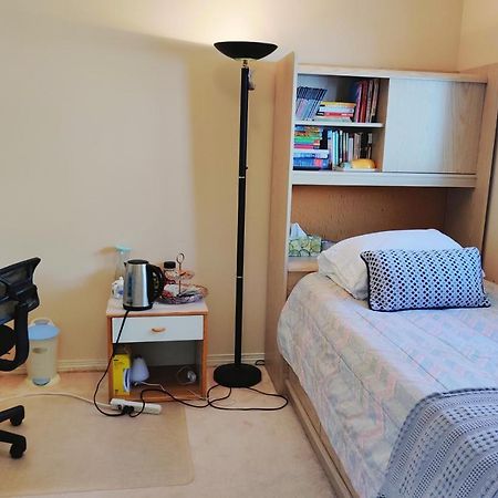 Helen'S House / Close To Skytrain And Airport Ванкувър Екстериор снимка