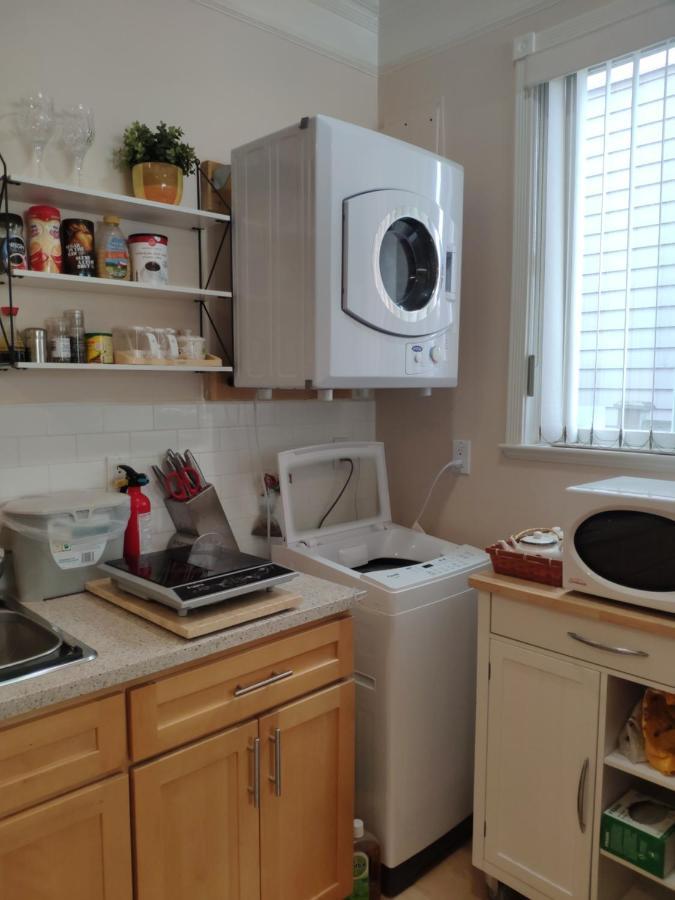 Helen'S House / Close To Skytrain And Airport Ванкувър Екстериор снимка